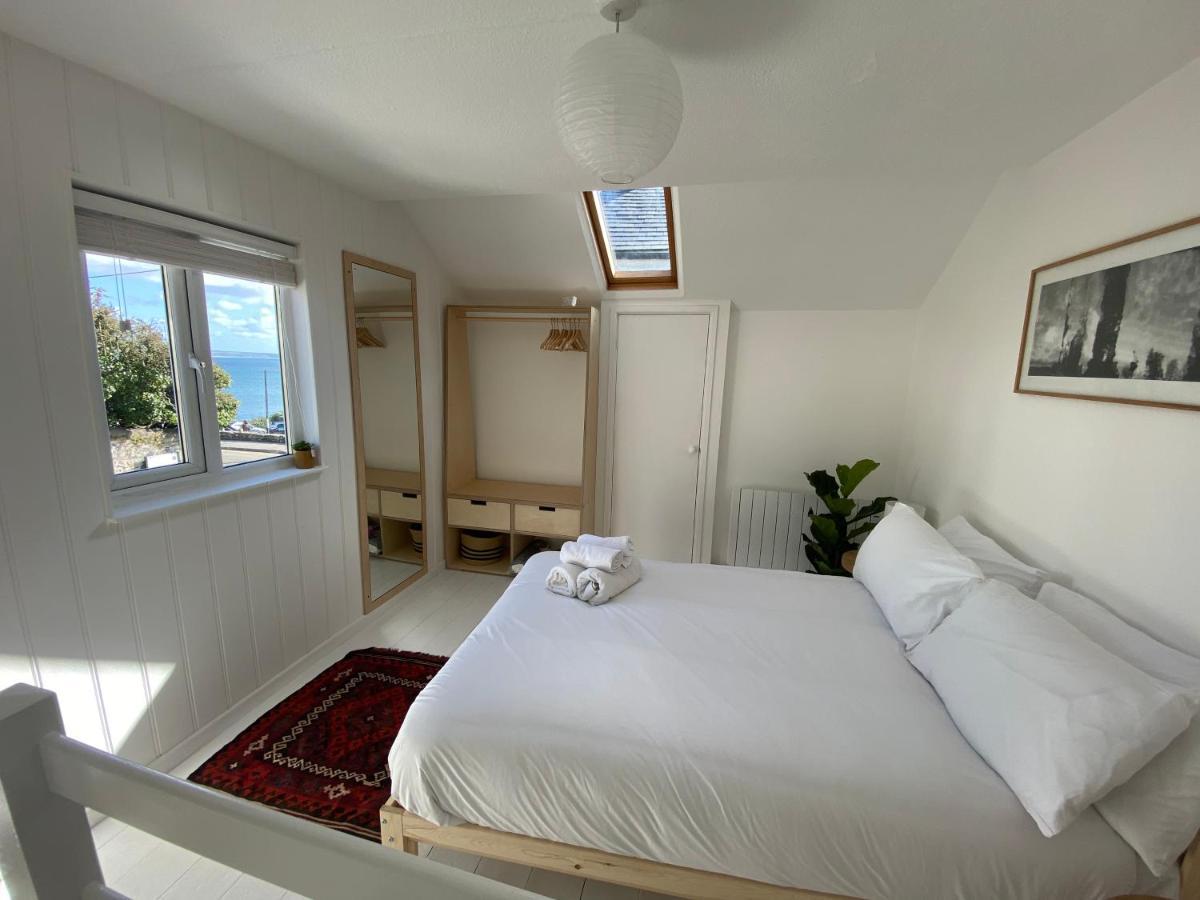 Cheerful One Bedroom Cottage In Mousehole. Exterior foto